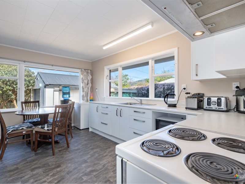 9a Ranfurly Street, Trentham Upper Hutt 5018 Tommy's Real Estate