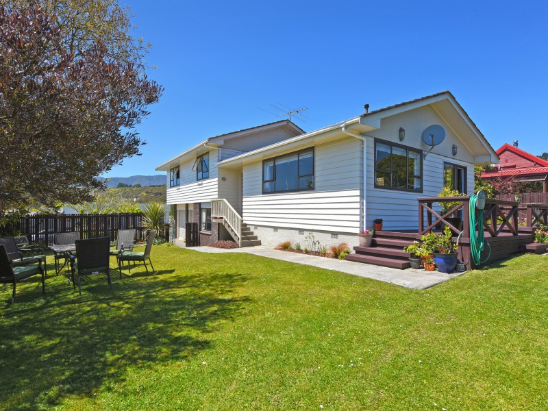 32 Seymour Grove, Kingsley Heights Upper Hutt 5018 Tommy's Real Estate