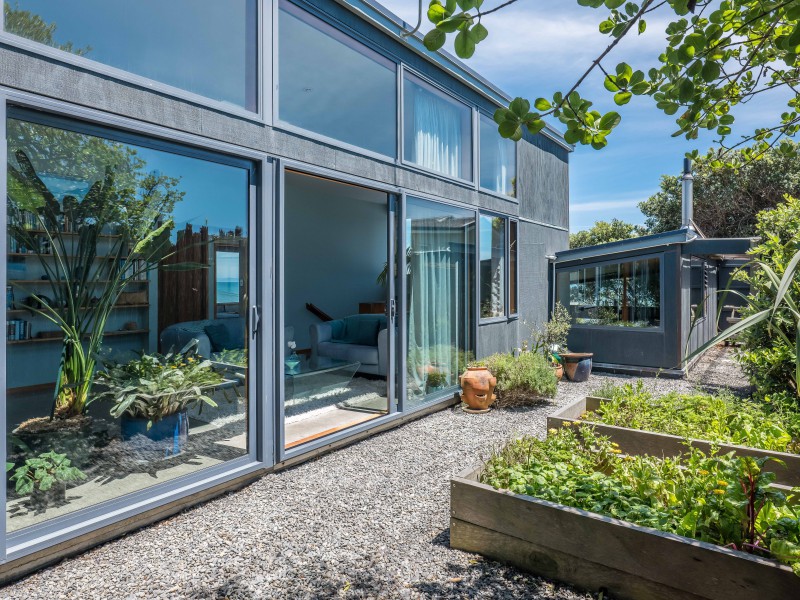 115 The Parade, Paekakariki Kapiti Coast 5034 Tommy's Real Estate