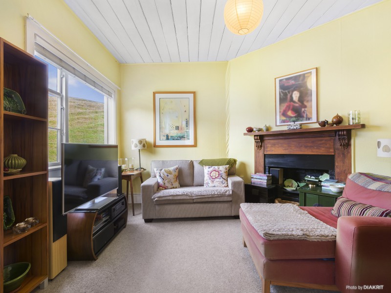 18 Boom Rock Road, Ohariu Valley Wellington Tommy's Real Estate