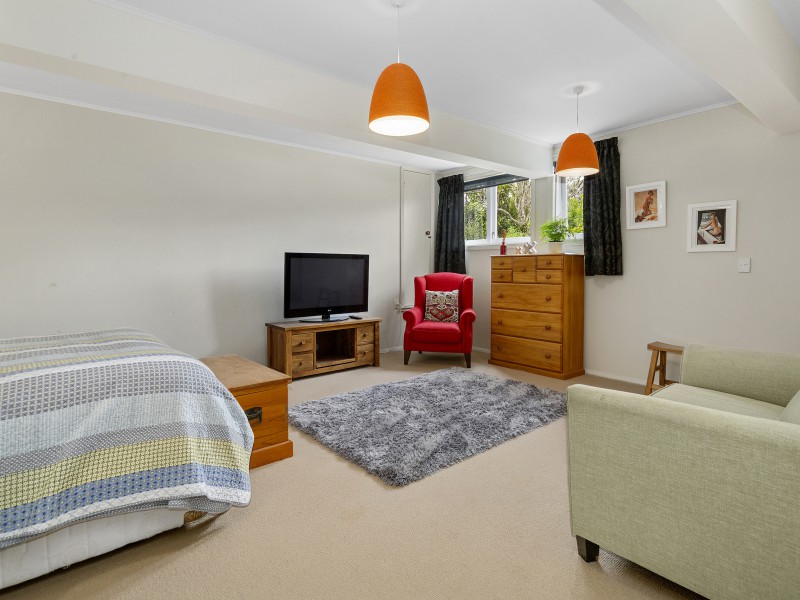 76 Redwood Avenue, Tawa Wellington 5028 Tommy's Real Estate