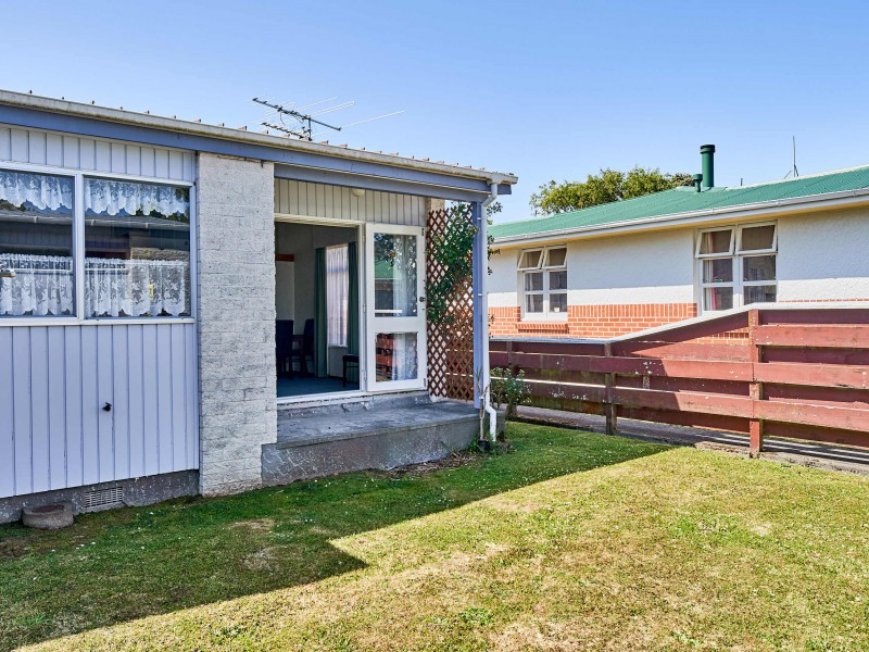 11 Rosebank Ave, Avalon Lower Hutt City 5011 Tommy's Real Estate