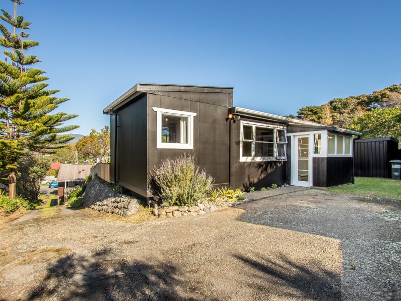 33 Tiromoana Road, Raumati South Kapiti Coast 5032 Tommy's Real Estate