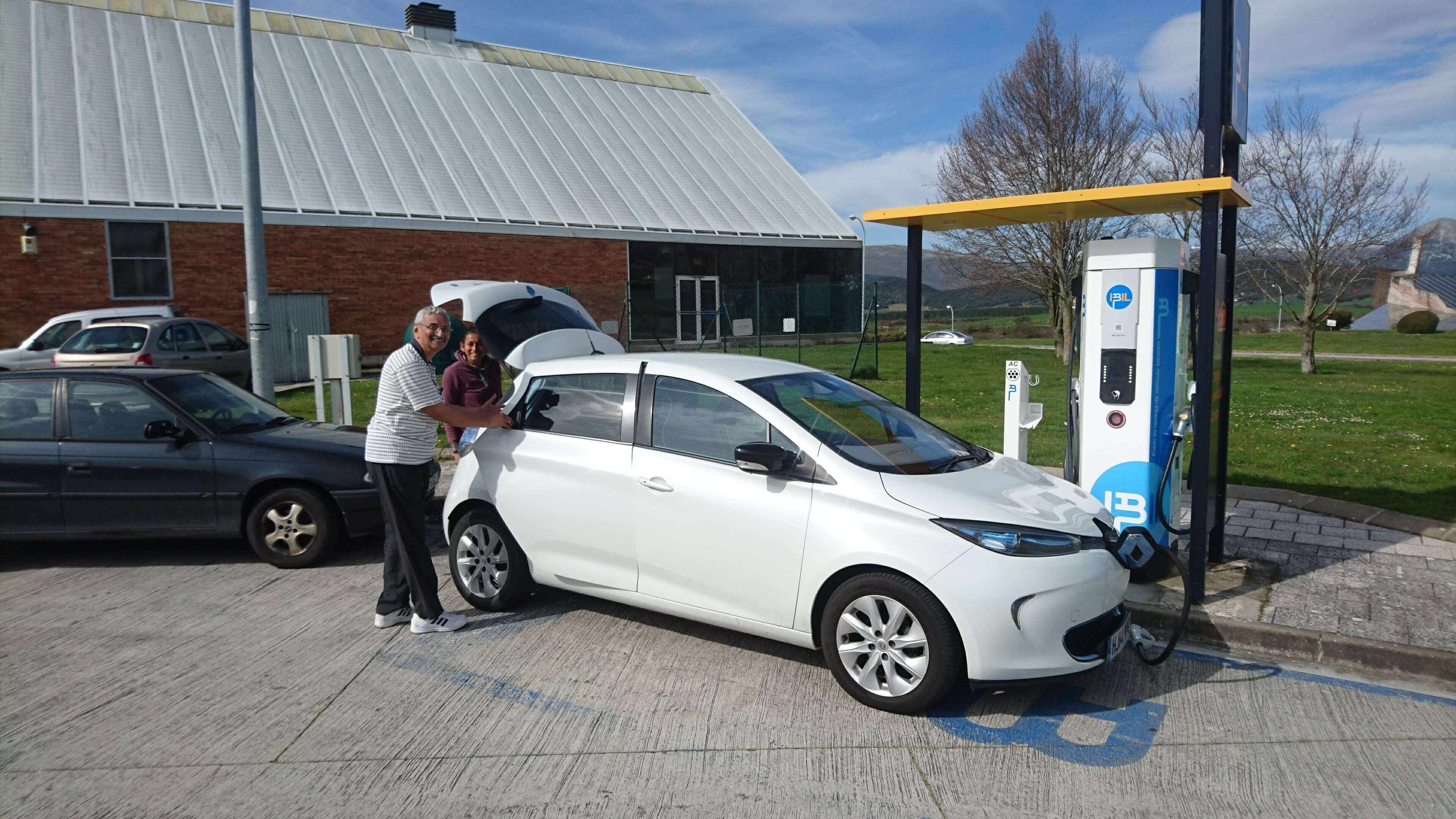 How difficult is it to charge an electric car in Northern Spain? tomo