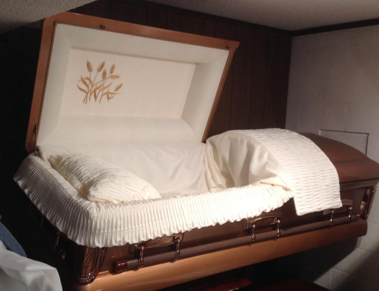 Tompkins Funeral Home, Funerals Wadena, obituaries, Saskatchewan