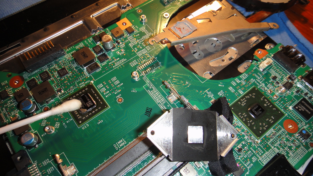 Replacing thermal paste in MSI Wind U270