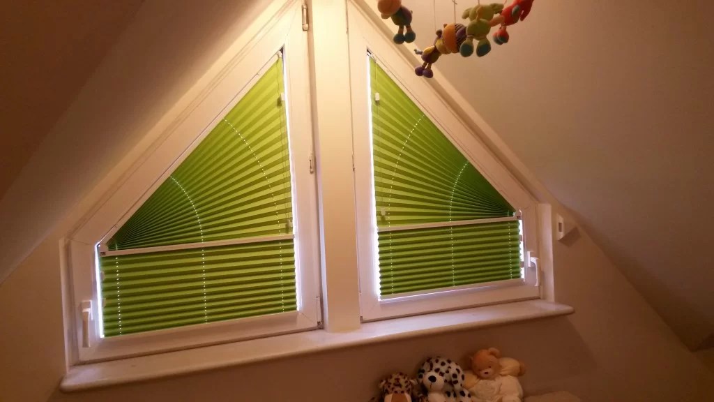 Plisy do okien TOMŻAL studio dekoracji okiennych, rolety rzymskie, plisy,