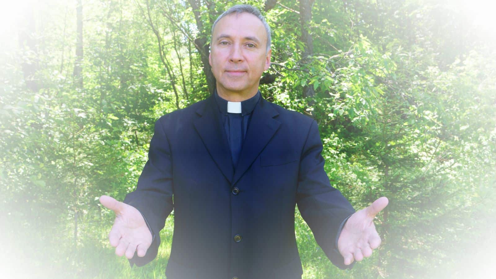 71 Pastor Appreciation Messages and Thank You Note Examples