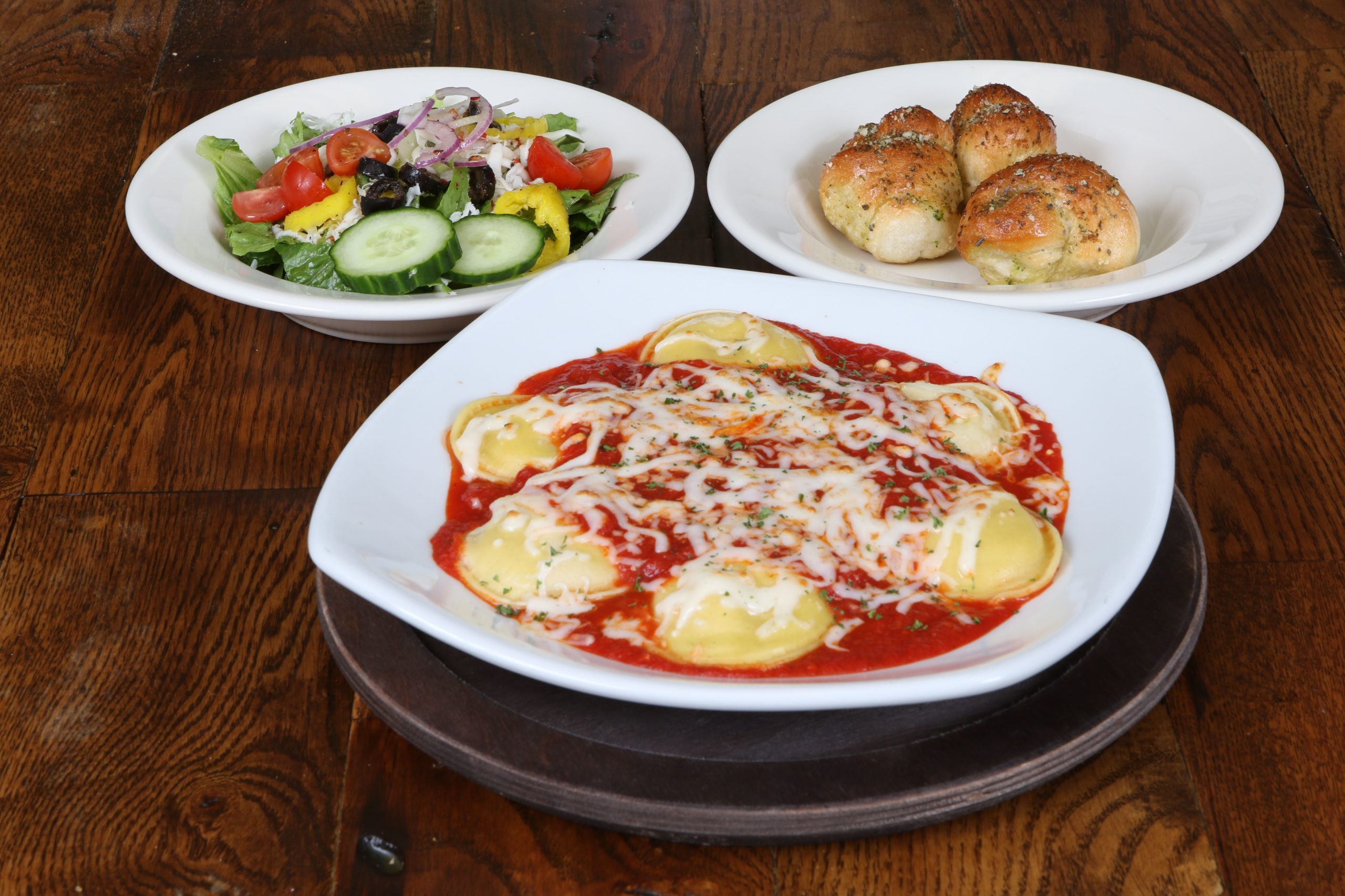 Food Huntersville NC Offers Includes Great Tasting Pizza