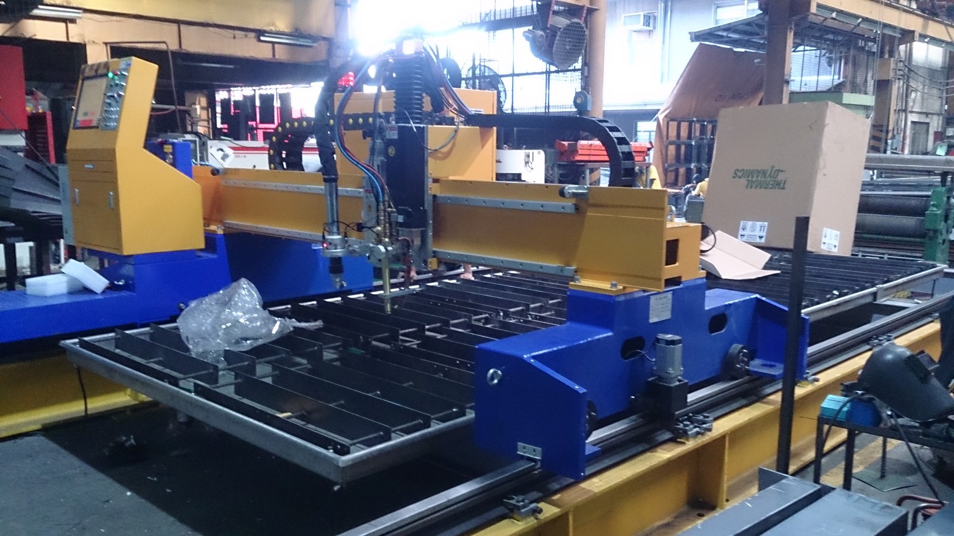 Industrial Cutting Tables Toolec Inc.