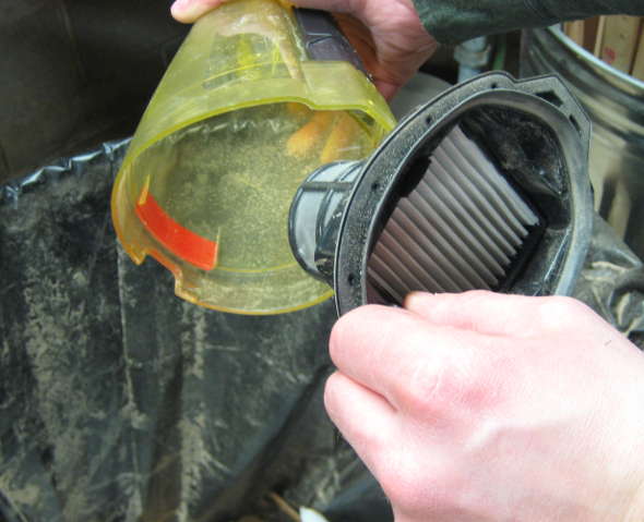 Hands On Review of the Ryobi ONE+ Hand Vac