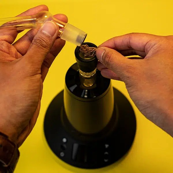 How to Clean Arizer Vaporizers Solo 2 looking dirty? Tools420