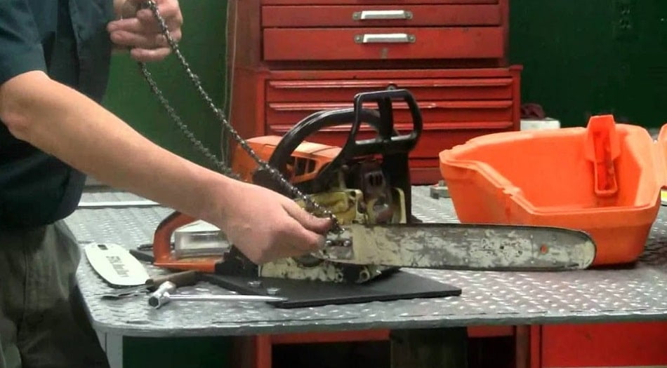 When to Replace Chainsaw Chain? Learn Details Toolsadvisorpro