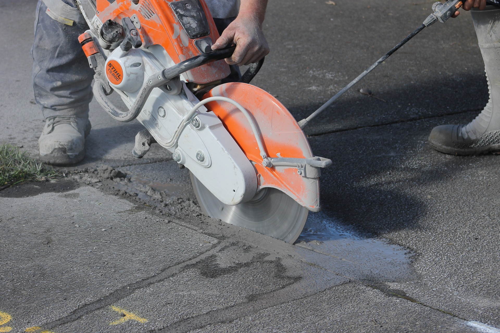 How to Cut Concrete Blocks with Circular Saw All You Need to Know