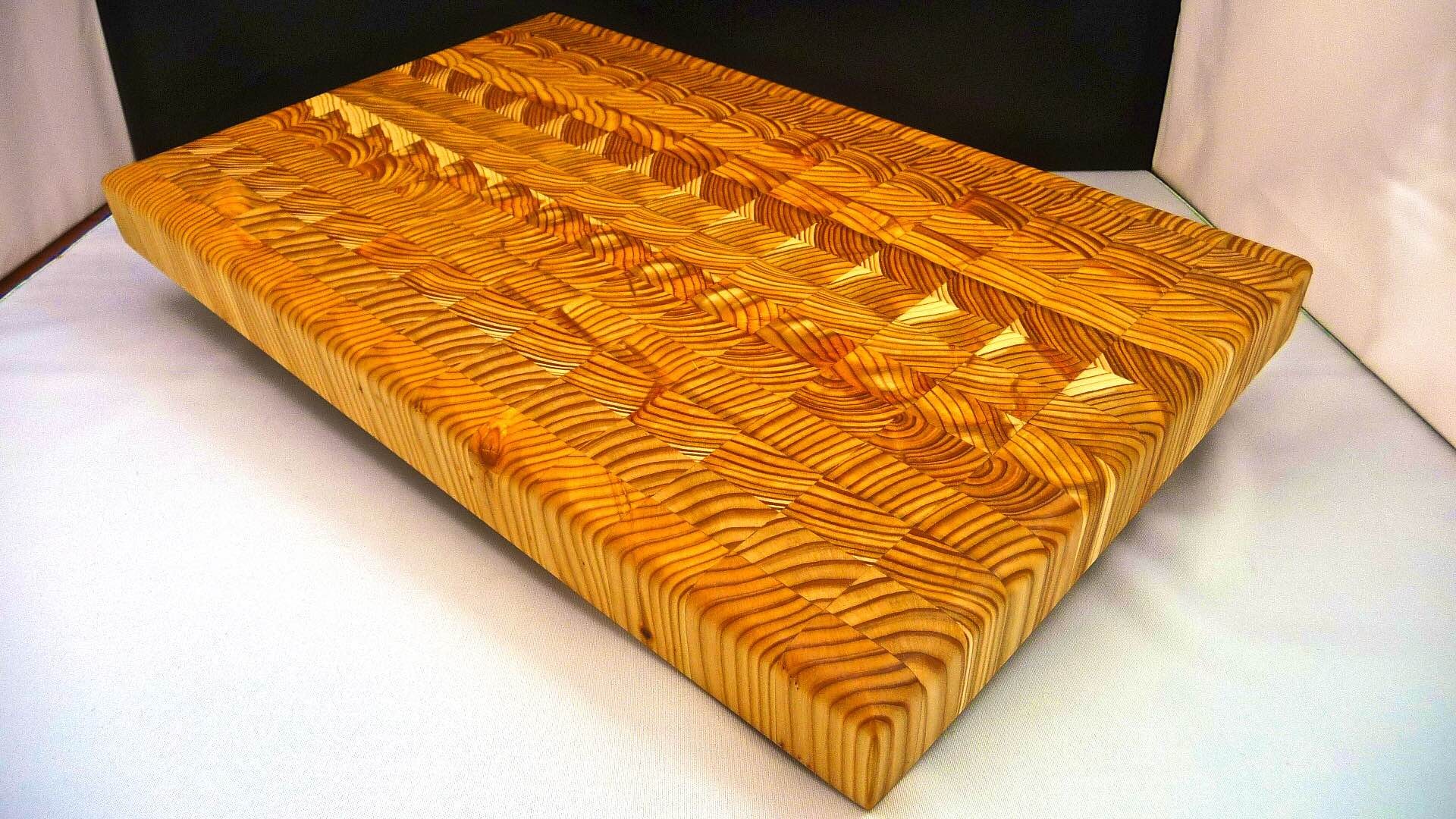 Larch Wood’s EndGrain Cutting Boards LaptrinhX