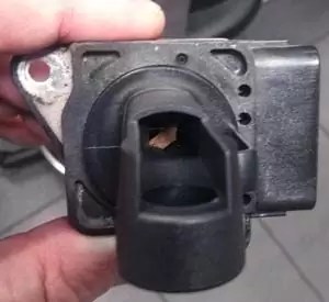 5 Bad Mass Air Flow Sensor Symptoms in Mustang - Tools Bible