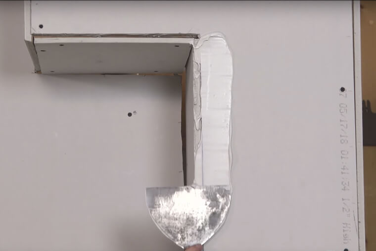 How to Install Paper Faced Metal Corner Bead [2023 Guide] • Tools First