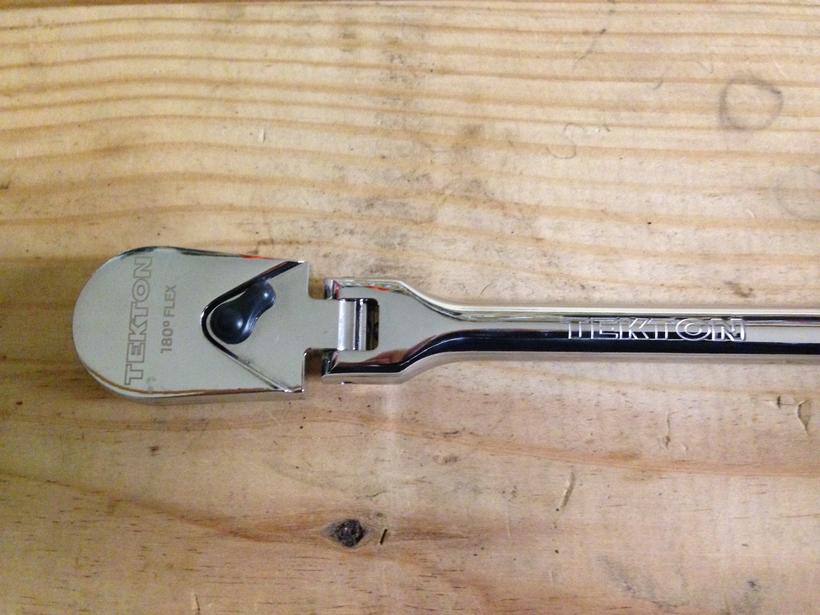 TEKTON Flex Head Bent Handle Ratchet (14967) Tools In Action Power