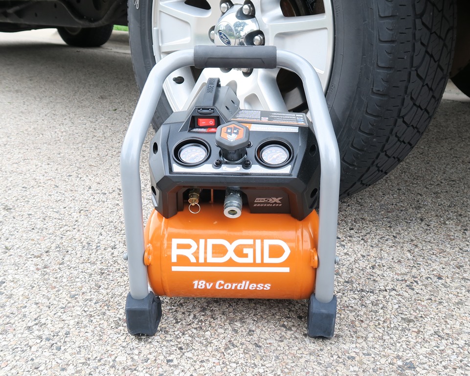 Ridgid Cordless Compressor R0230 Tools In Action Power Tool Reviews