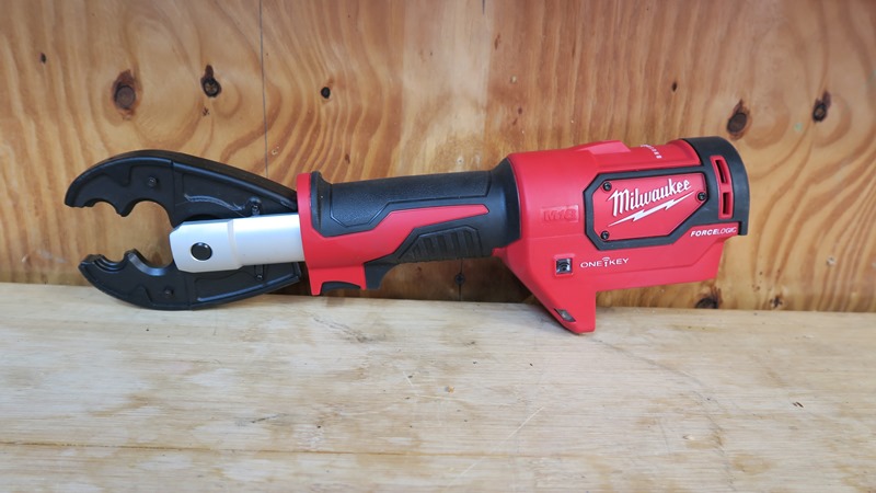 Milwaukee Force Logic M18 Utility Crimper Model 2678