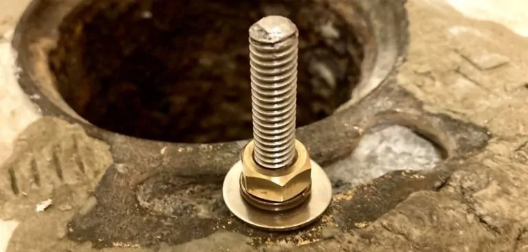 How to Tighten Carriage Bolts | 4 Step Guidelines (2025)