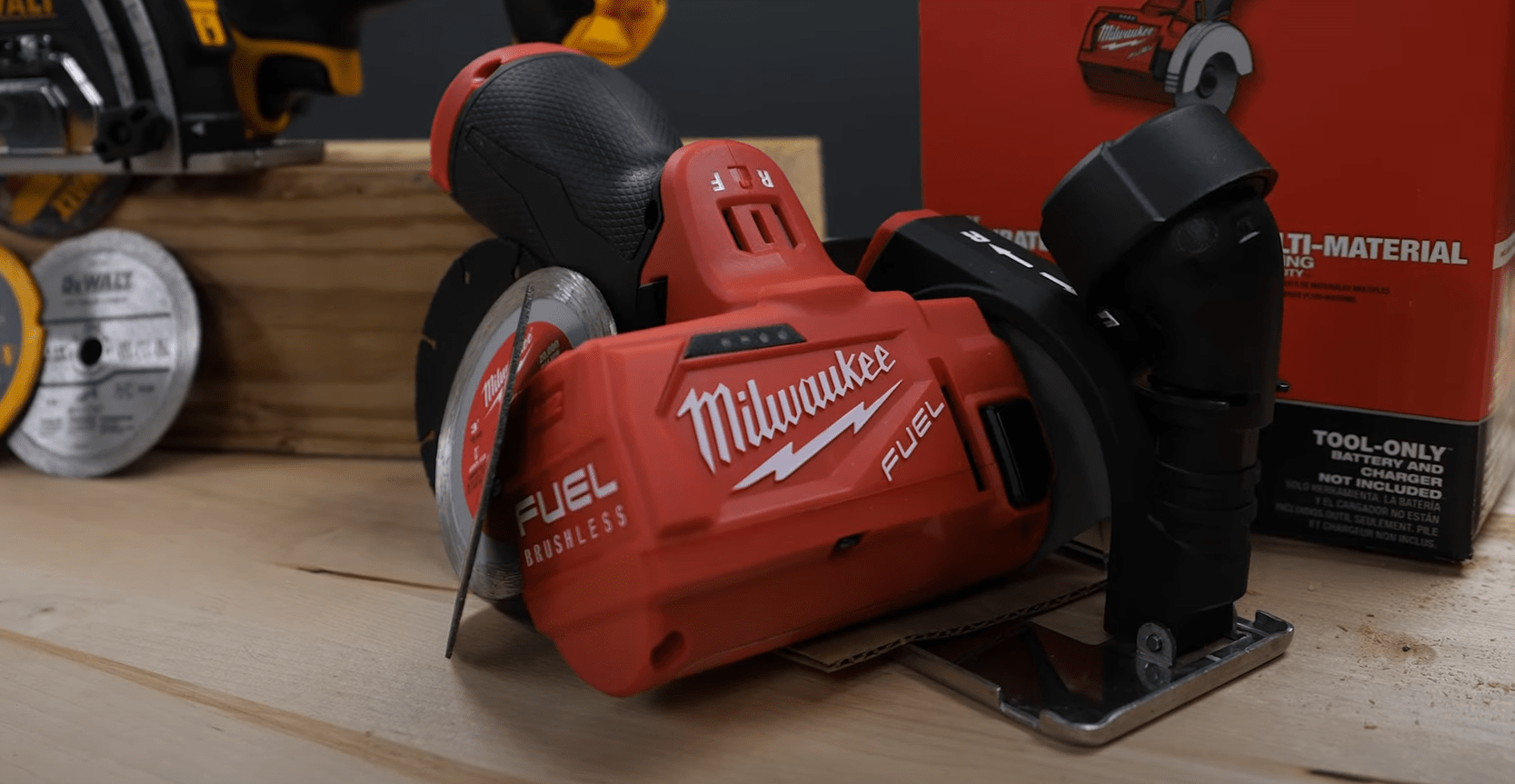 Cut Off Tool vs. Angle Grinder What’s the Difference? ToolsProfy