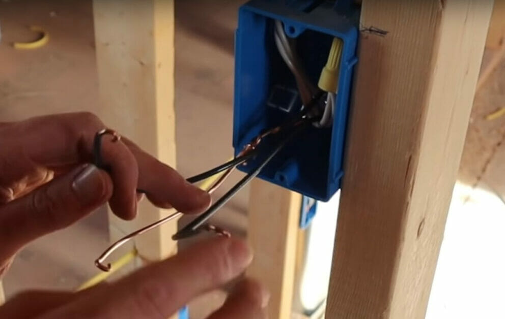 How to Wire a Switch and Light From an Outlet (Mastering Circuits)