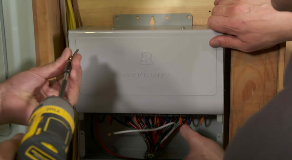 How to Wire a Generator in Your House (7 Easy Steps)