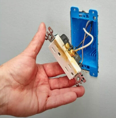 What Happens if Positive and Negative Wires Touch? (From Spark to Safety)