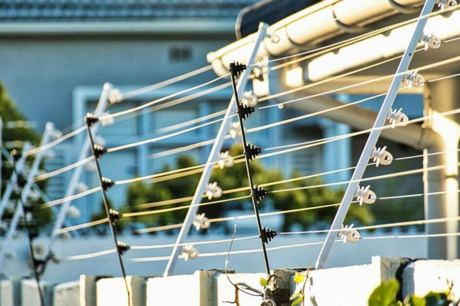 How to Wire an Electric Fence (6 Steps)