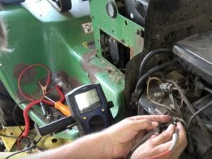 How to Test a John Deere Voltage Regulator (7 Steps)
