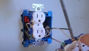 How to Wire Two Outlets in One Box (6 Easy Steps)