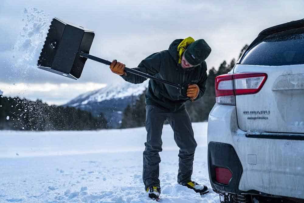 Top 11 Best Snow Shovels 2023