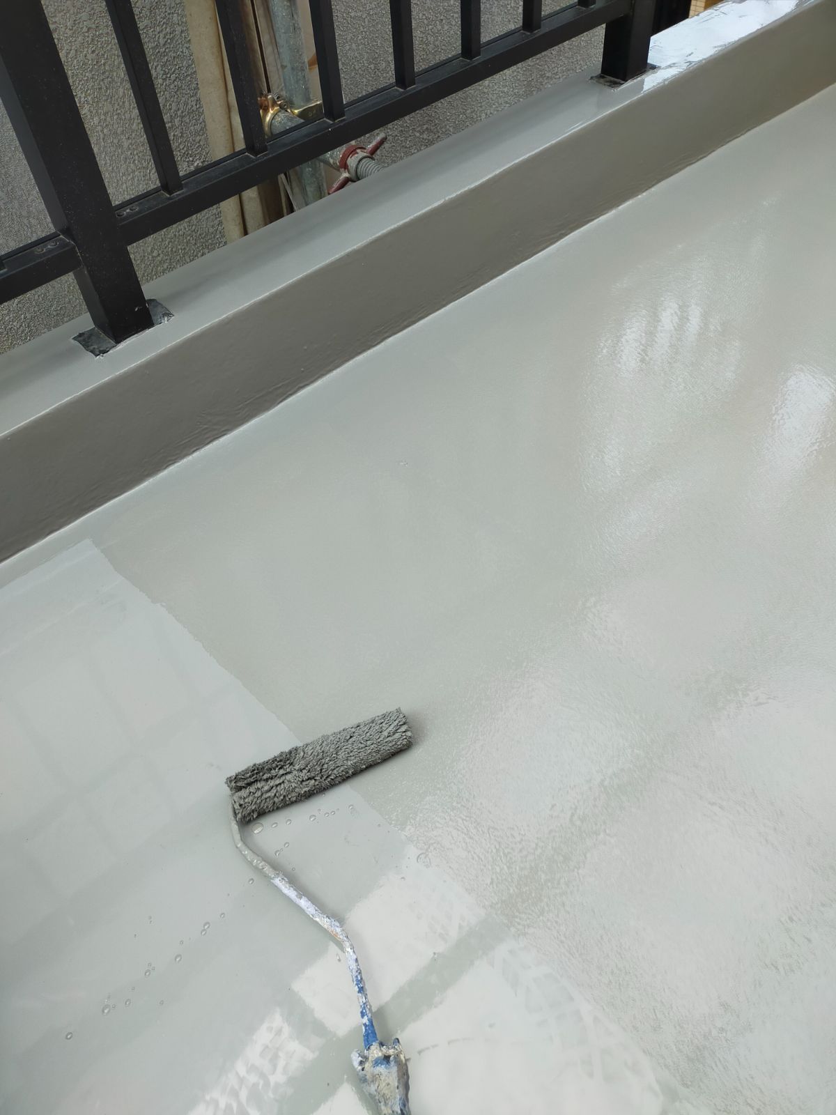 数井彰様邸_20210928_0001_防水工事_トップコート塗布｜｜大阪府八尾市密着の外壁塗装&防水専門店 トップペイント