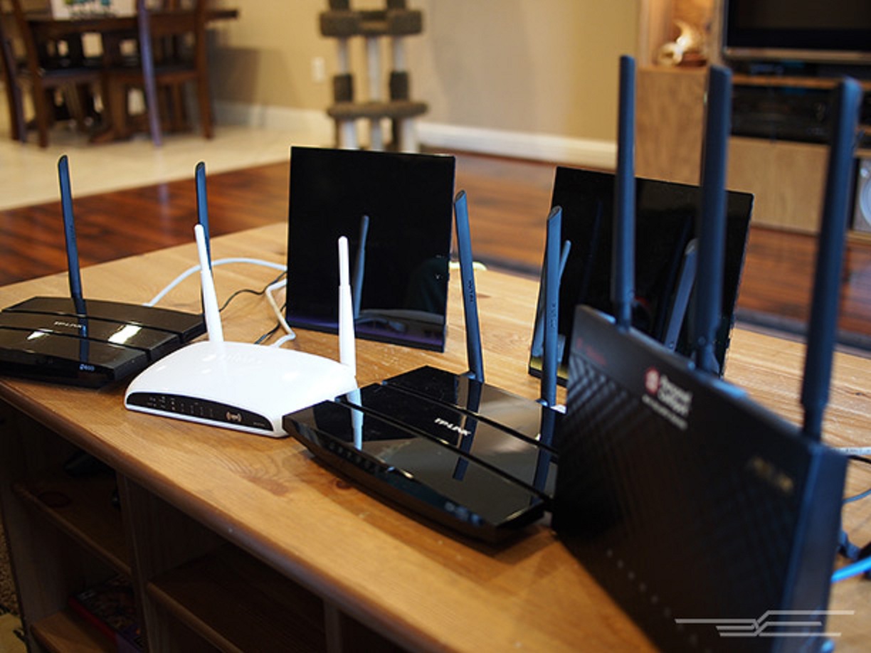 ᐅ Best WiFi Range Extenders Reviews → Compare NOW!