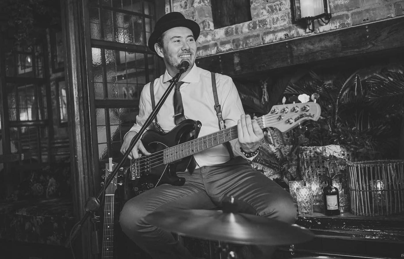 Book Ben Drummond for your event Guitarist & singer for hire