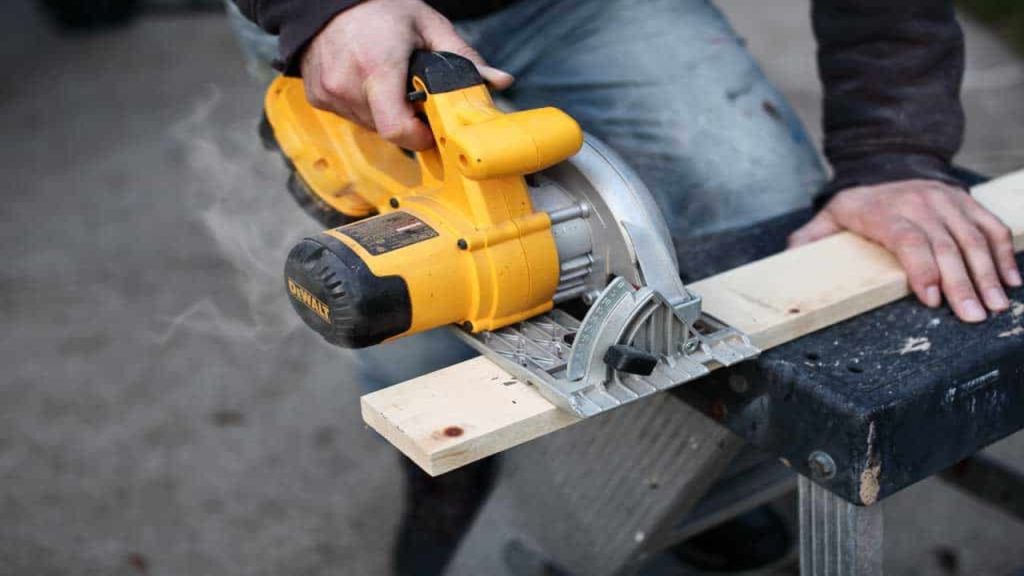 Milwaukee Fuel Circular Saw 7 1 4 Problems Common Problems