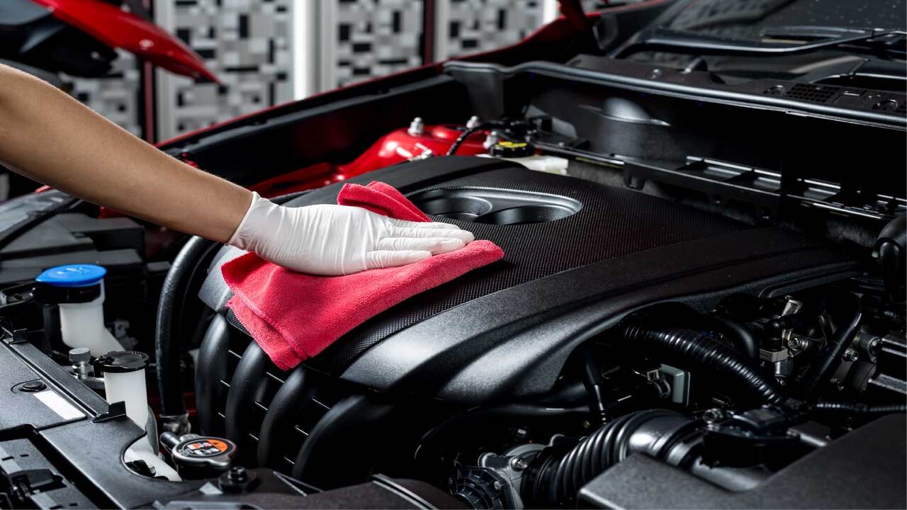 Cleaning The Engine