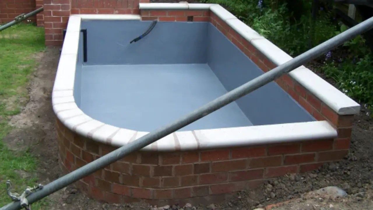 How To Seal A Concrete Pond With Sealant 4 Quick Steps