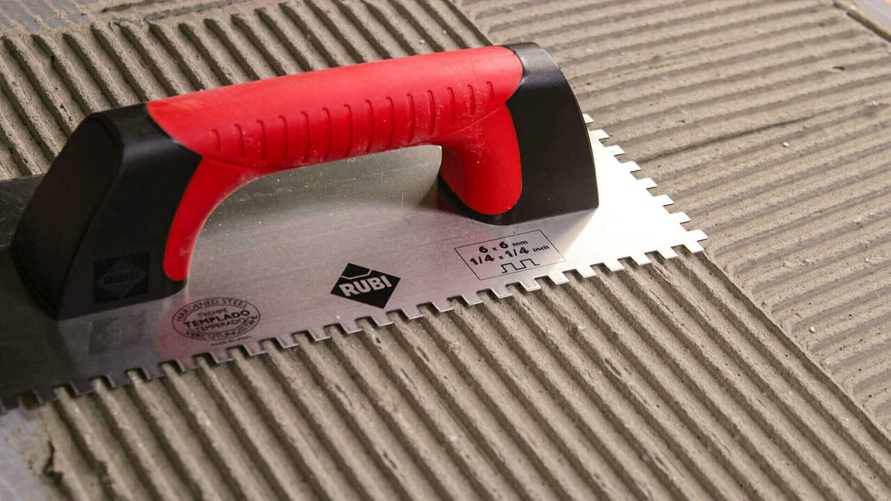 Comparing U-Notched And Square-Notched Trowels