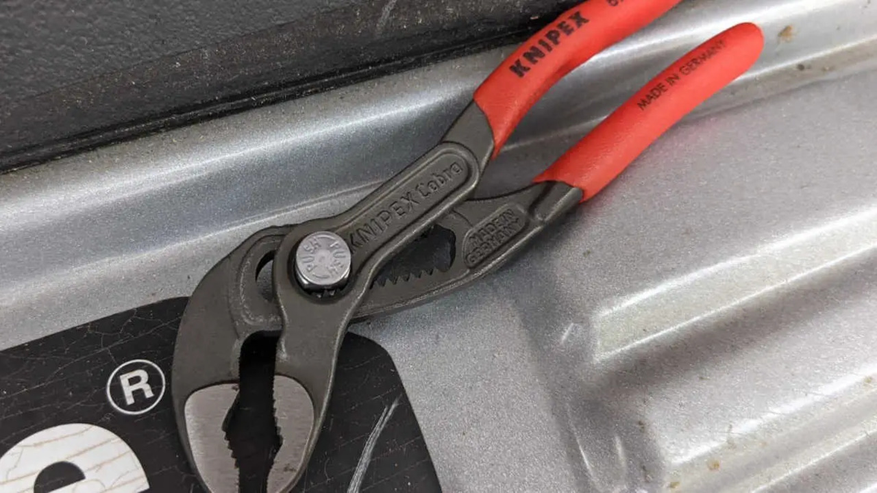 Difference In Terms Of Size, Shape, And Materials