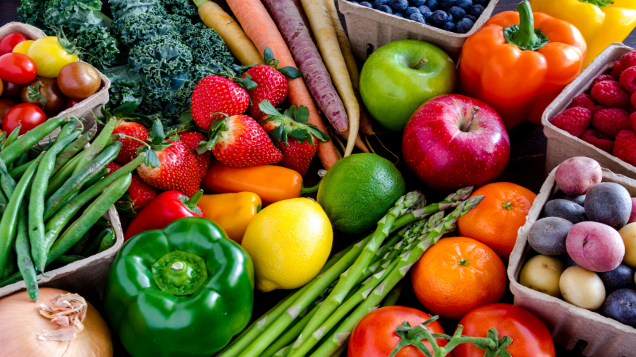 Participating In Online Fruit Exchanges