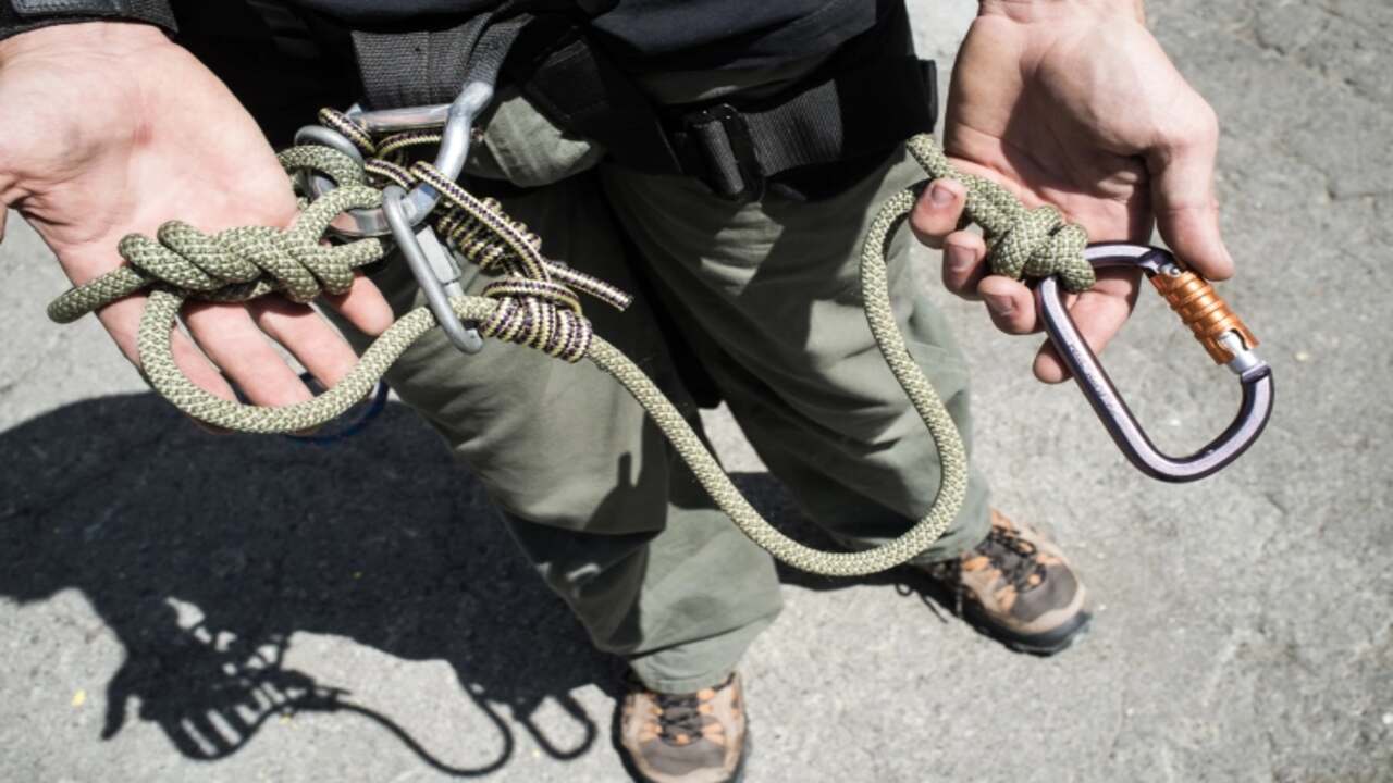 Preparing the Rope