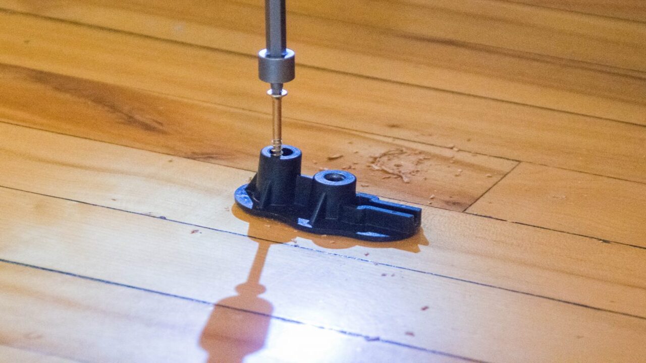 How To Fix Squeaky Floors With Subfloor Screws