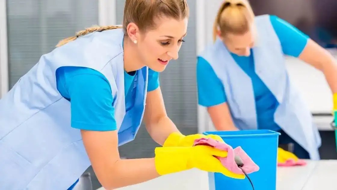 House cleaning lady Sunset Park Brooklyn NYC