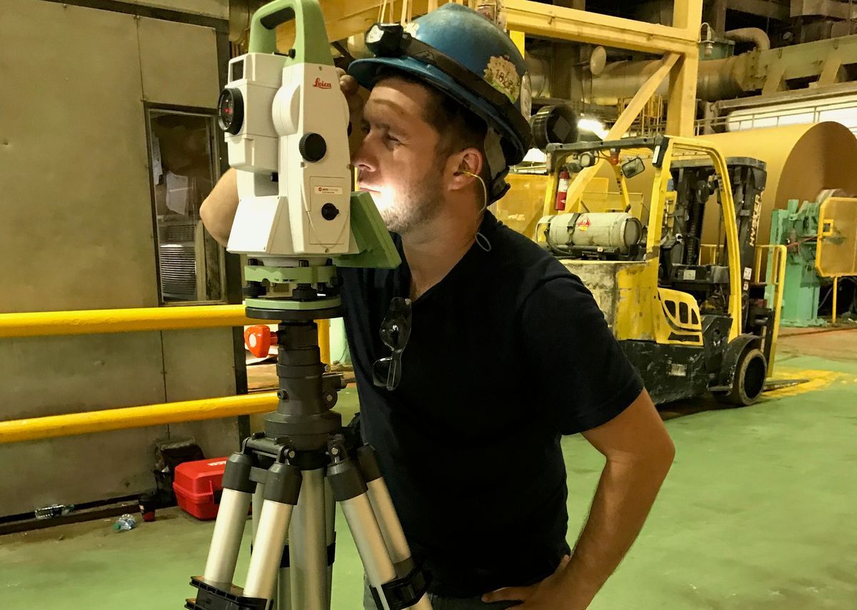 Orange Laser Tracker and Optical Services Top Deck, Inc.