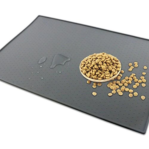 Top 7 Best Dog Feeding Mats in 2017 (keep pet's dining area clean)