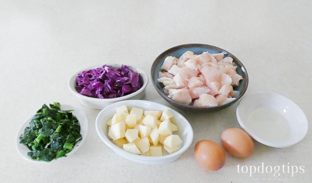 Easy Raw Dog Food Diet Recipe (With High Nutrient Content)