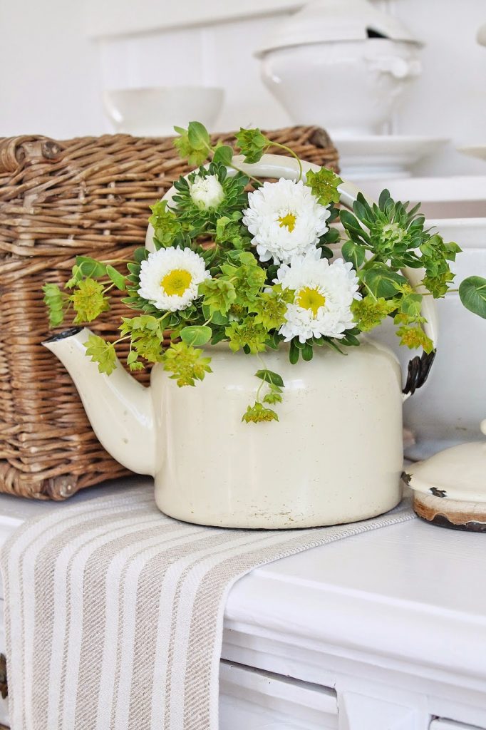 14 Mesmerizing DIY Teapot Planters That Will Impress You Top Dreamer