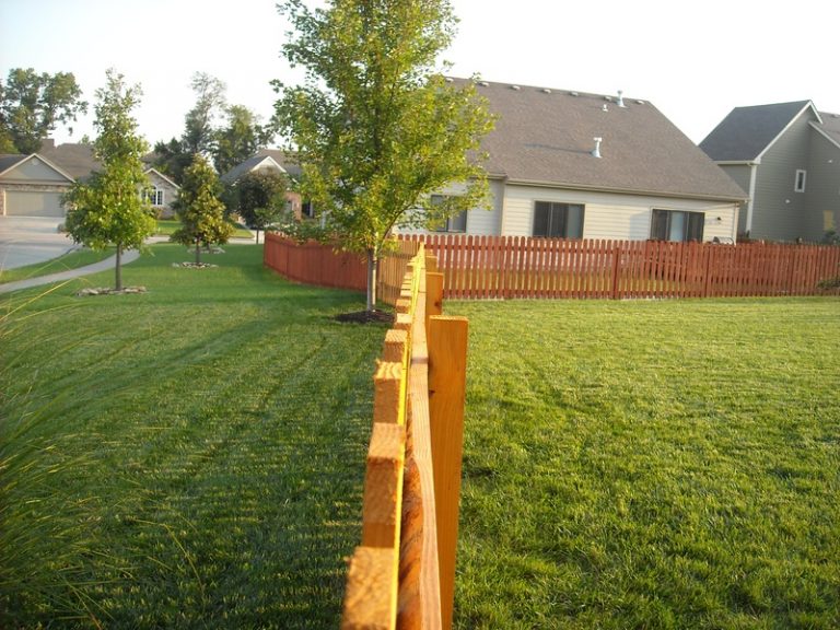 Leading Fence and Deck Experts Topeka KS Topeka Fencing & Decks